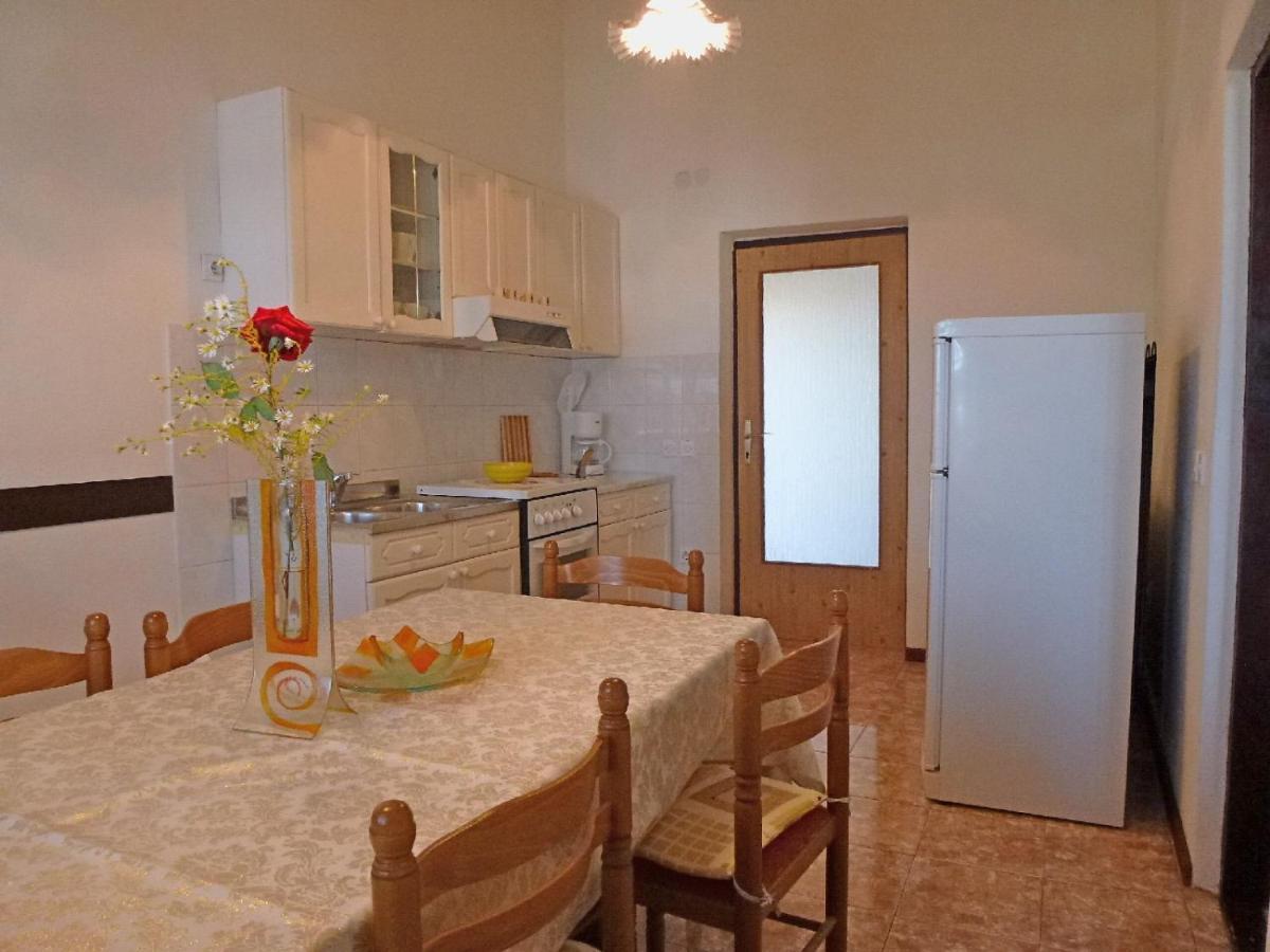 Apartment Milica ニヴィーチェ エクステリア 写真